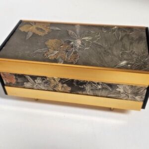 Vintage Lady Mate Trinket / Jewelry Music Box